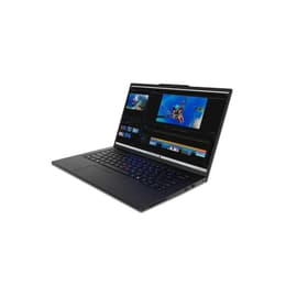 Lenovo ThinkPad P14s G5 14" Core Ultra 7 1.4 GHz - SSD 512 Go - 16 Go QWERTY - Anglais