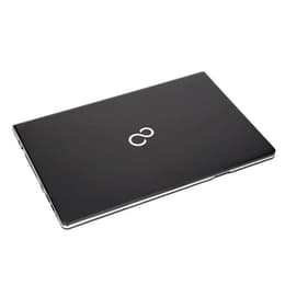 Fujitsu LifeBook S935 13" Core i5 2.2 GHz - SSD 1000 Go - 8 Go QWERTY - Suédois