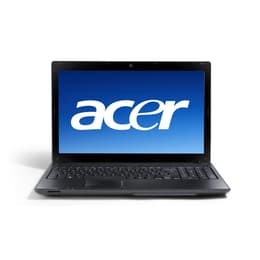 Acer Aspire 5742G 15" Core i3 2.4 GHz - SSD 240 Go - 8 Go QWERTY - Italien