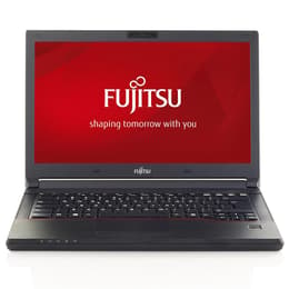 Fujitsu LifeBook E544 14" Core i3 2.4 GHz - HDD 320 Go - 4 Go QWERTY - Suédois