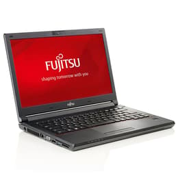 Fujitsu LifeBook E544 14" Core i3 2.4 GHz - HDD 500 Go - 4 Go QWERTY - Suédois