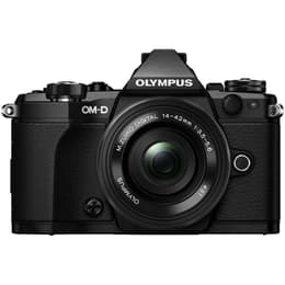 Hybride OM-D E-M5 - Noir + Olympus M.Zuiko Digital ED 14-42mm F3.5-5.6 EZ + M.Zuiko Digital 45mm F1.8 f/3.5-5.6 + f/1.8