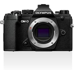 Hybride Olympus E-M5 +Objectif Olympus M Zuiko Digital ED 12-50mm f/3.5-6.3 + M Zuiko Digital ED 40-150mm f/4-5.6