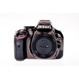 Reflex - Nikon D5200 Marron + Objectif Nikon AF-S NIkkor DX 18-55mm f/3.5-5.6 G VR II