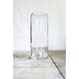 Vase « Magnum » transparent, fabriqué à partir d’un cul de bouteille.