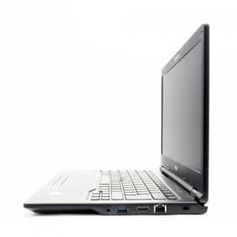 Fujitsu LifeBook E449 14" Core i3 2.2 GHz - SSD 256 Go - 16 Go QWERTZ - Allemand