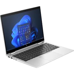 HP EliteBook 830 G10 13" Core i5 3.4 GHz - SSD 256 Go - 8 Go QWERTY - Suédois