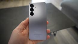 Galaxy S25_back_cameras (1)