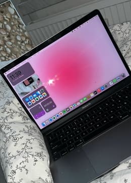 Remplacer touchBar MacBook Pro 13 pouces A1706, A1989 Remplacer touchBar MacBook Pro 13 pouces A1706, A1989