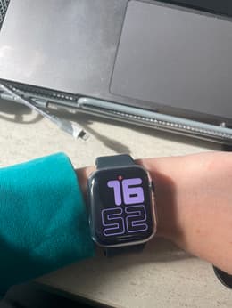 Apple Watch Series SE (2020) GPS 44 mm Aluminium Gris sidéral