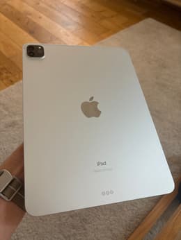 iPad Pro 5 2021 12.9 2TB Stříbrný Od 28 729 Kč - Mobilní telefony jako nové