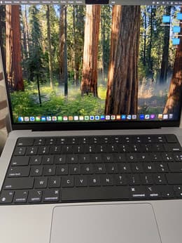 MacBook Pro 14