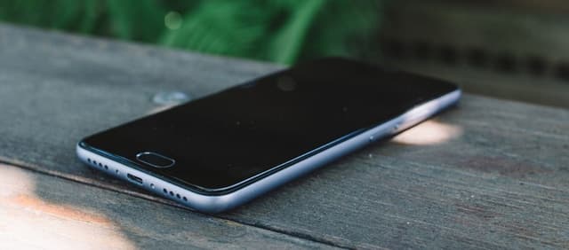 quels sont les iphone avec un chargeur sans fil back market